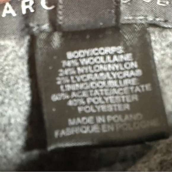 Marc Jacob’s Women’s Sz 4 Wool pleated Bermuda Shorts With Belt A37 - Picture 7 of 7